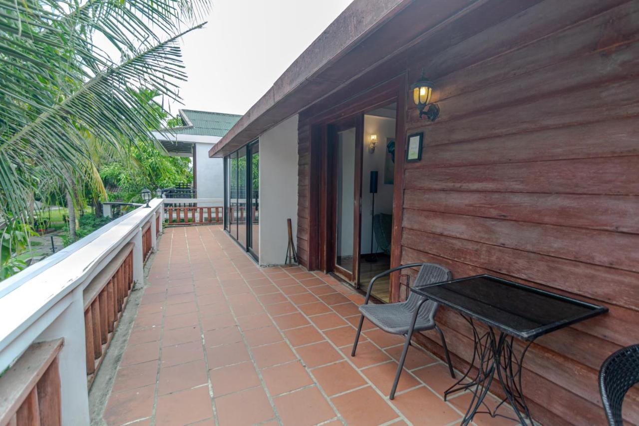 Samathi Lake Resort Phnom Penh Exterior photo