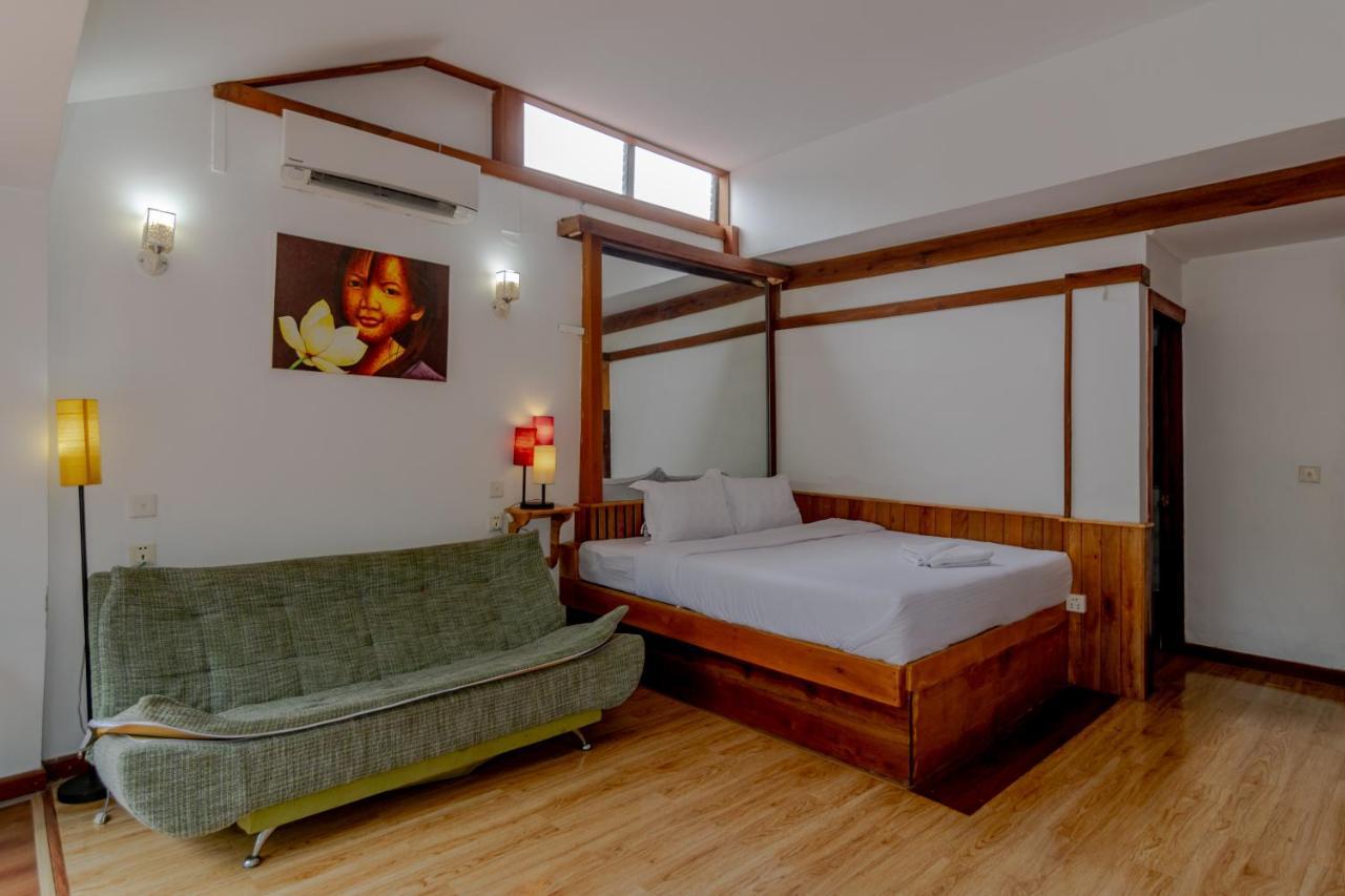 Samathi Lake Resort Phnom Penh Exterior photo